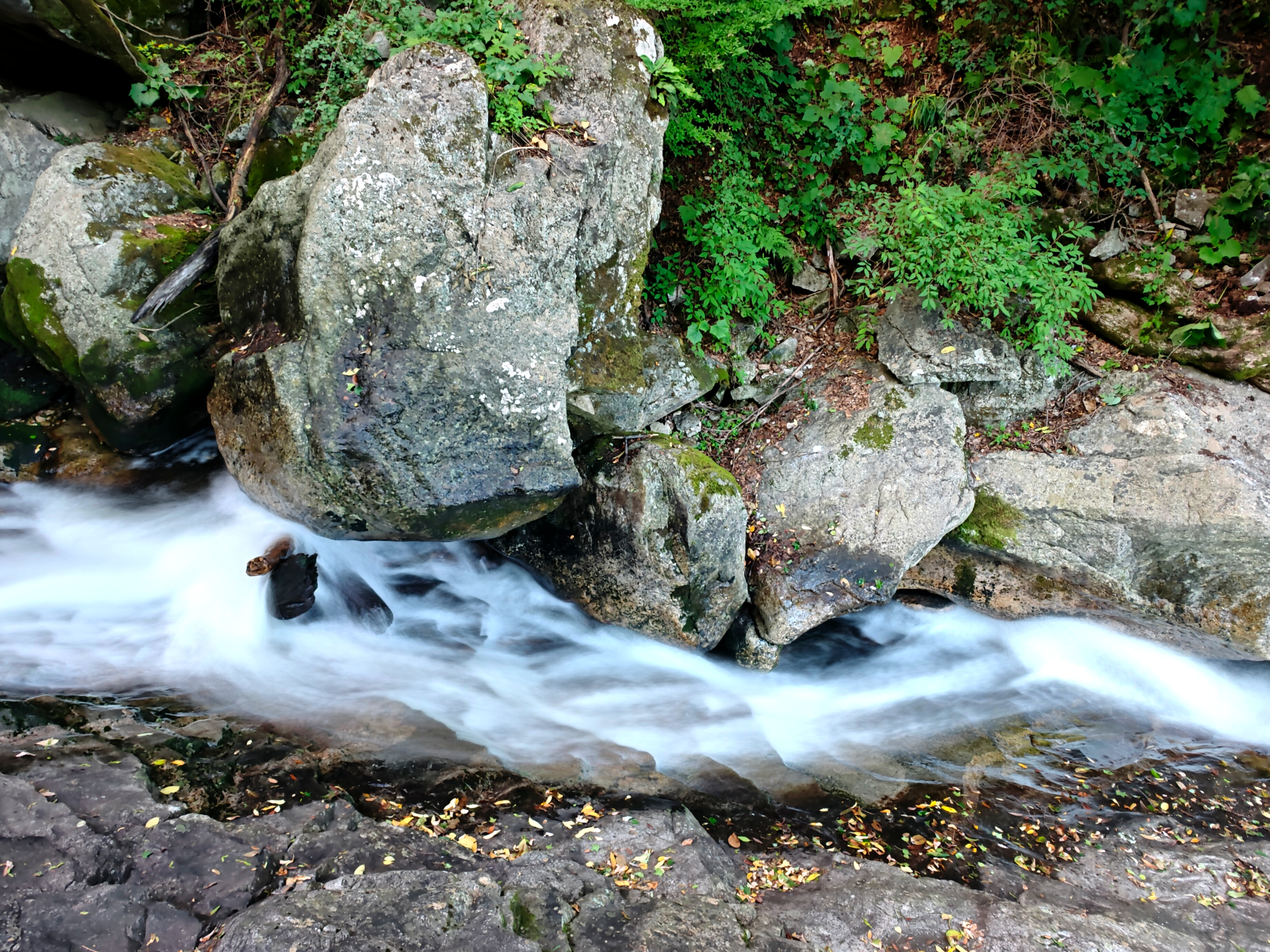太平八瀑·水韵六帧3组图（田笑宁）.jpg